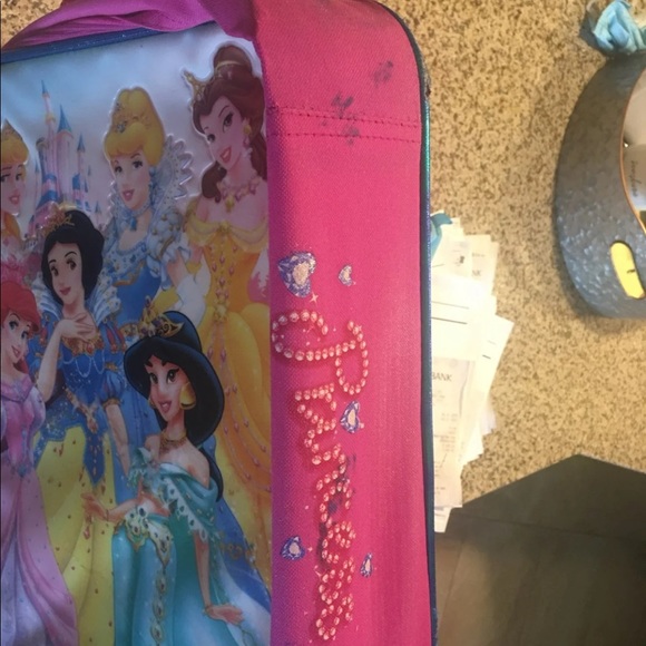 Princess suitcase - Picture 3 of 3